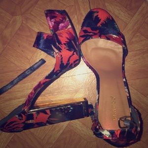 Fashion nova heels